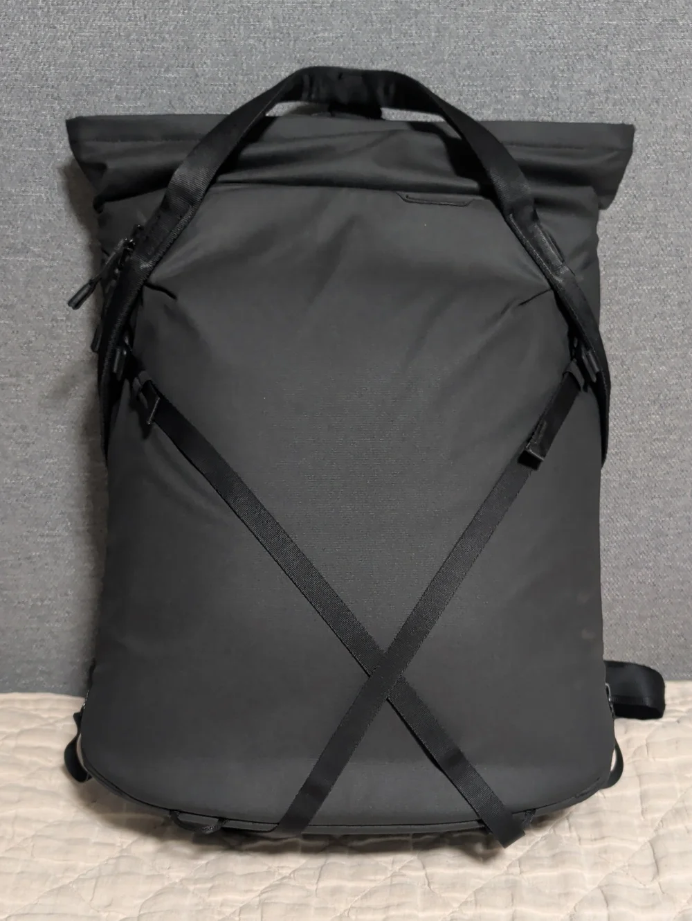 Peak Design Everyday Totepack 20L Minimalist Black Roll-Top Men's Backpack